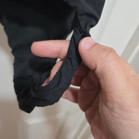 Quince Women’s M Black Stretch Bodysuit Adjustable Strap Scoop - Picture 3 of 8